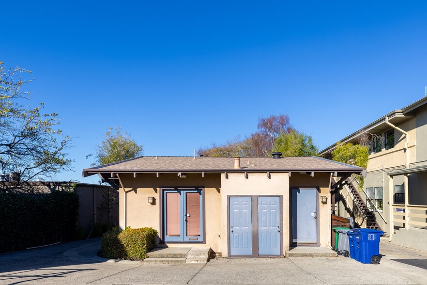 More Photos Of 1714 Solano Ave, Berkeley Office For Lease