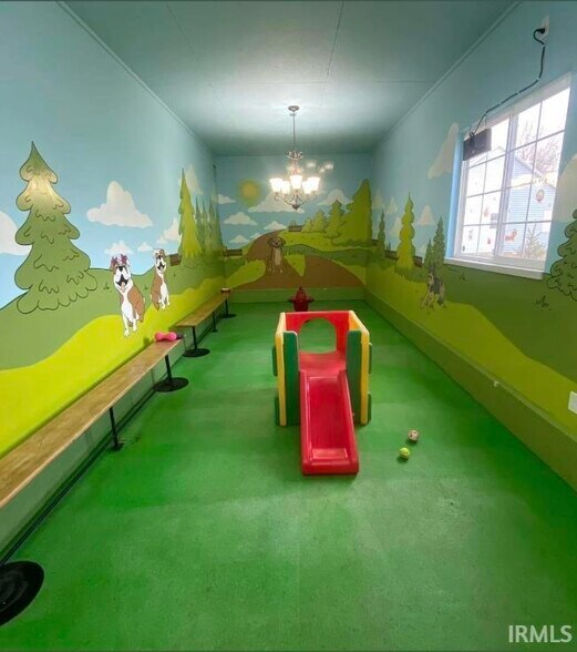 More Photos Of 12150 N US Highway 421, Monticello General Retail For Sale