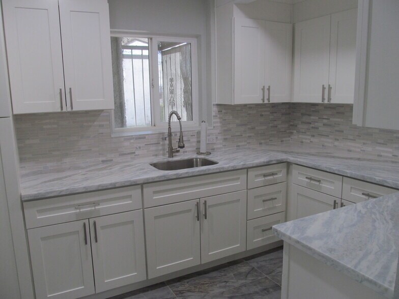 More Photos Of 612 S Jones Blvd, Las Vegas Office Residential For Sale