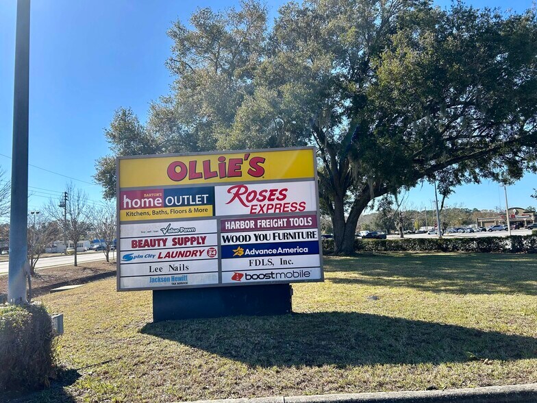 More Photos Of 2550 N Main St, Gainesville Land For Sale