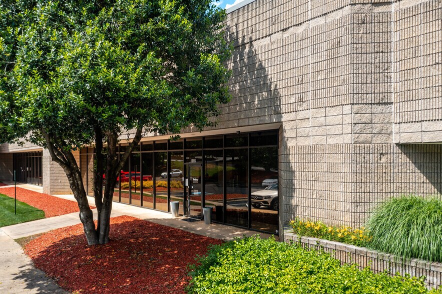 More Photos Of 3055 Northwoods Cir, Peachtree Corners Warehouse For Lease