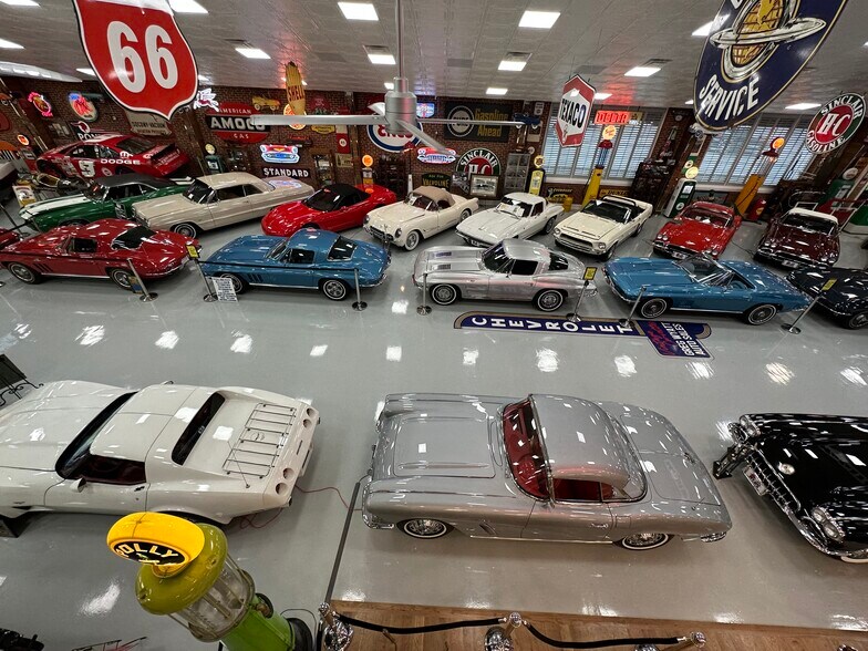 More Photos Of 10601 Commerce St, Summerville Auto Dealership For Sale