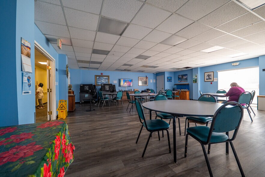 More Photos Of 144 John St, Lakewood Apartments For Sale