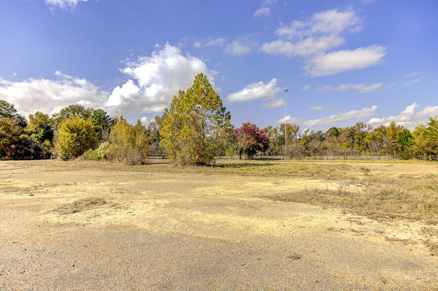 More Photos Of 3955 Clay St, Vicksburg Land For Sale