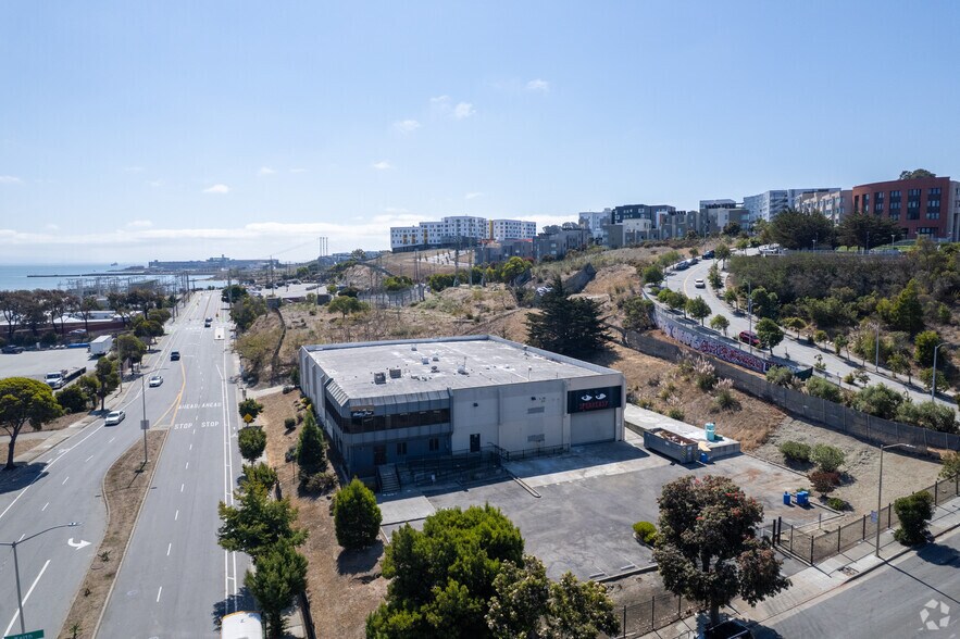 More Photos Of 1195 Evans Ave, San Francisco Light Distribution For Lease