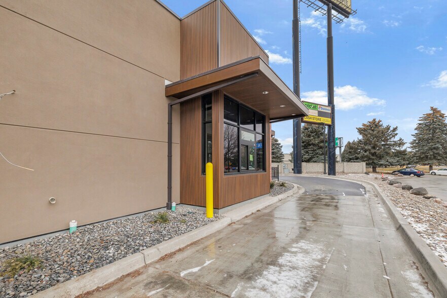 More Photos Of 1221 Parkway Dr, Blackfoot General Retail For Sale