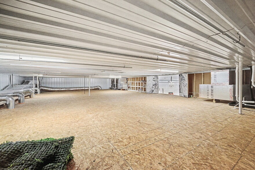 More Photos Of 3548 W County Road 500 N, Frankfort Warehouse For Sale