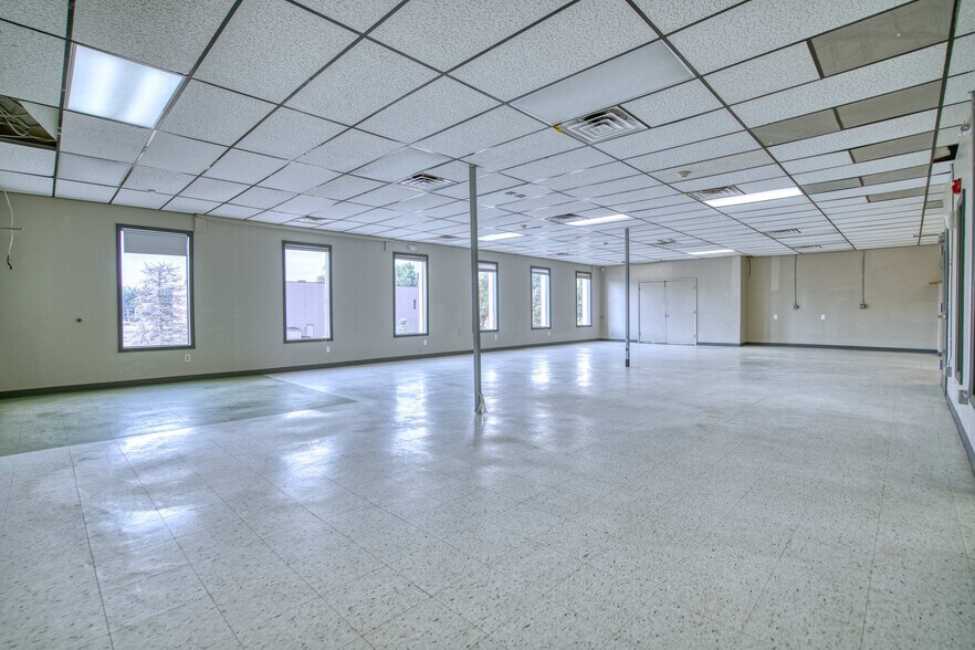 More Photos Of 1700 55th St, Boulder Industrial For Sale