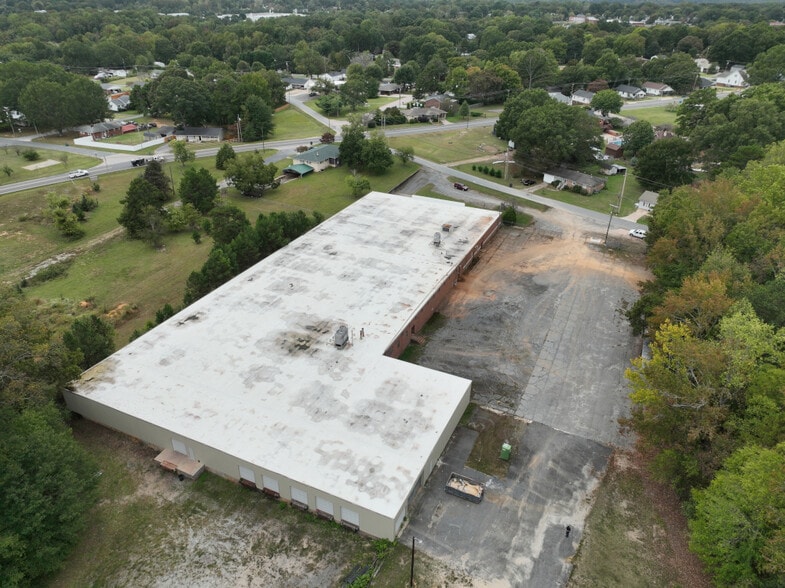 More Photos Of 110 N Upright St, Landis Industrial For Lease