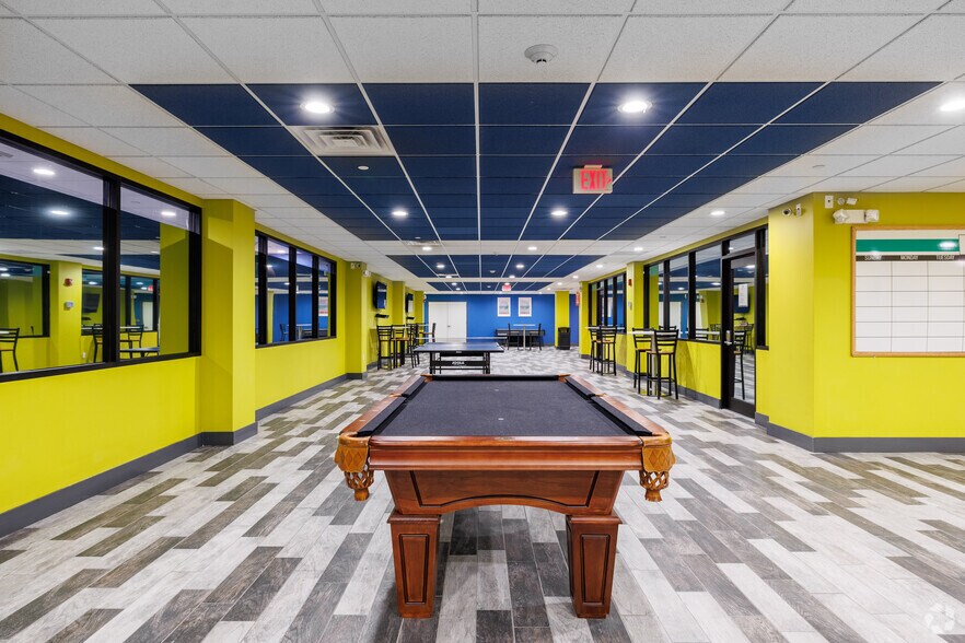 More Photos Of 19-21 Chenango St, Binghamton Apartments For Sale