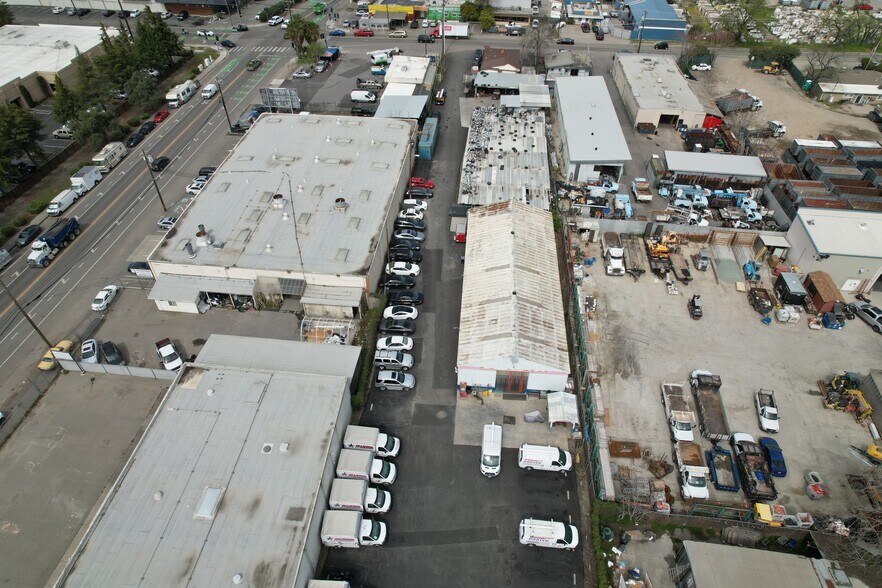 More Photos Of 326 Phelan Ave, San Jose Warehouse For Sale