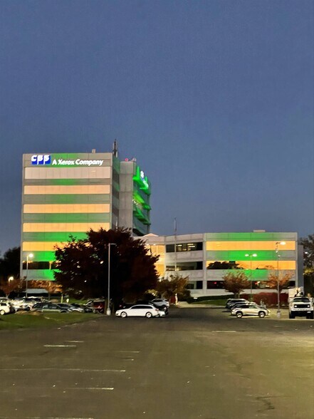 More Photos Of 100 Great Meadow Rd, Wethersfield Office For Lease