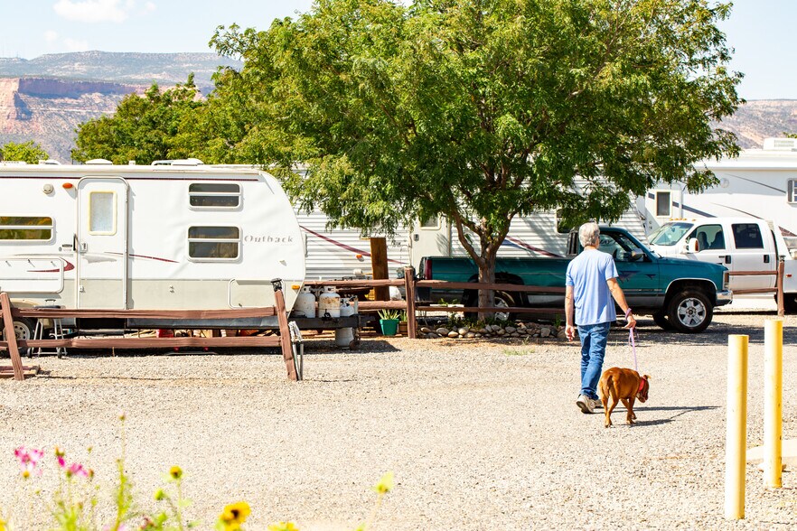 More Photos Of 793 22 Rd, Grand Junction Trailer Camper Park For Sale
