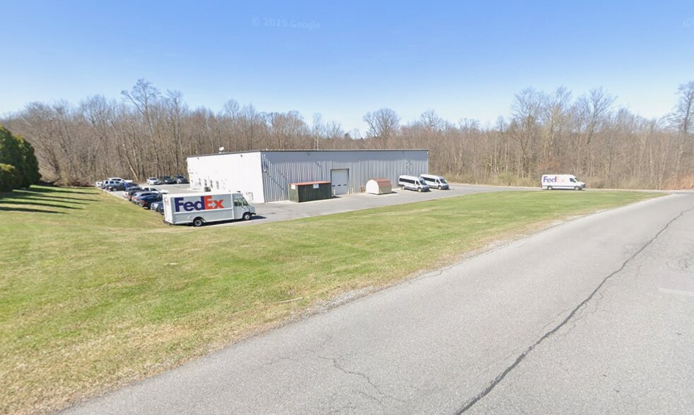 More Photos Of 136 Allenbill Dr, Johnstown Industrial For Lease