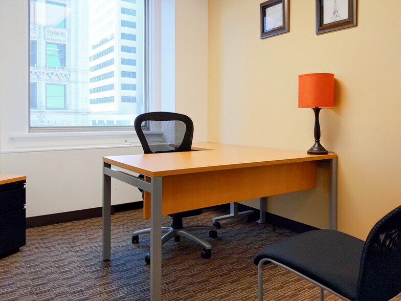 More Photos Of 8211 E Regal Pl, Tulsa Coworking Space