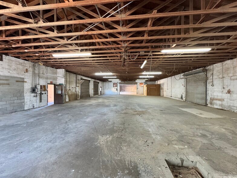 More Photos Of 601 Lemon St, Port Orange Warehouse For Sale