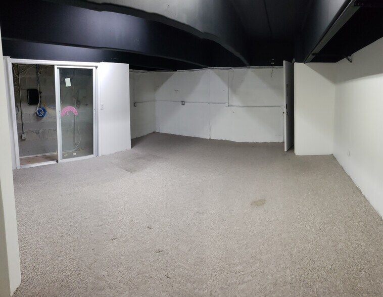 More Photos Of 1901-1931 NW 108th Ave, Miami Warehouse For Sale