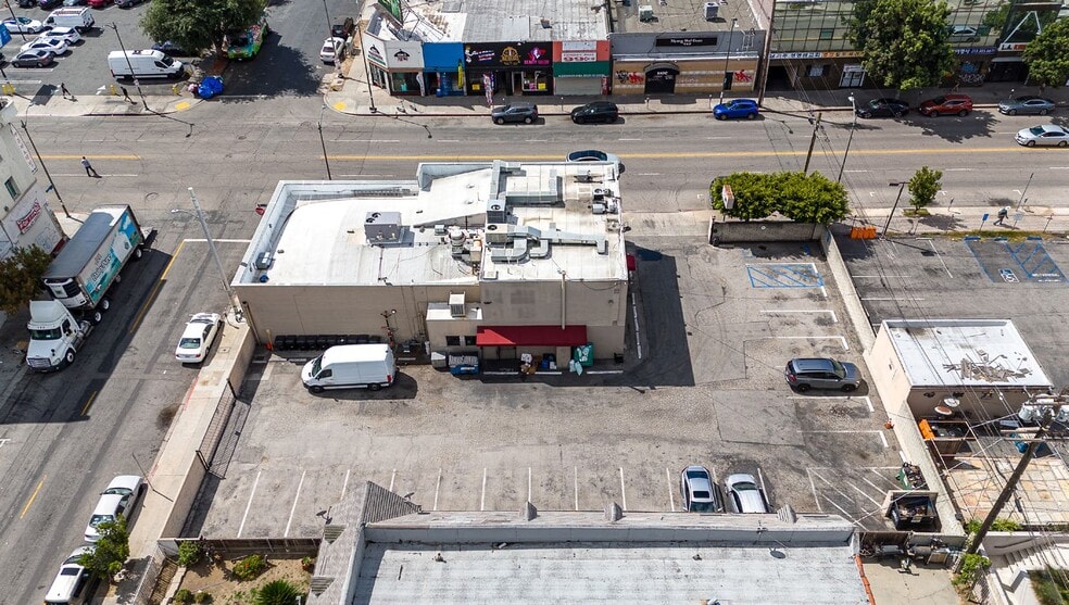 More Photos Of 3361 W 8th St, Los Angeles Restaurant For Sale
