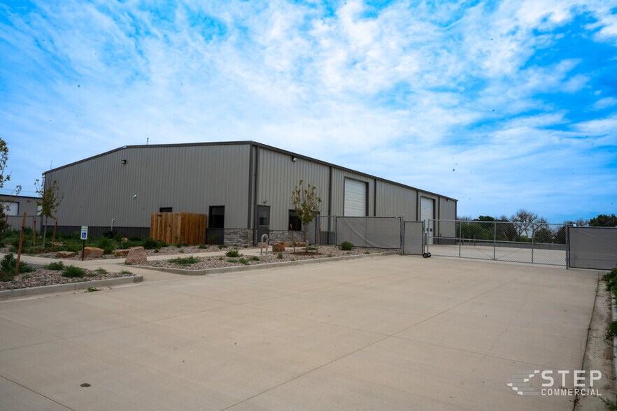 More Photos Of 1422 Cimarron Ct, Greeley Warehouse For Lease