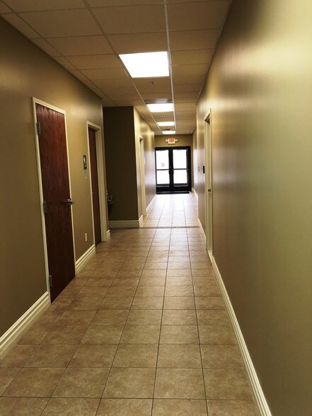 More Photos Of 1941 Frank Scott Pky, Shiloh Medical For Lease