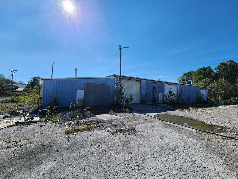 More Photos Of 240 E Park St, Guthrie Industrial For Sale