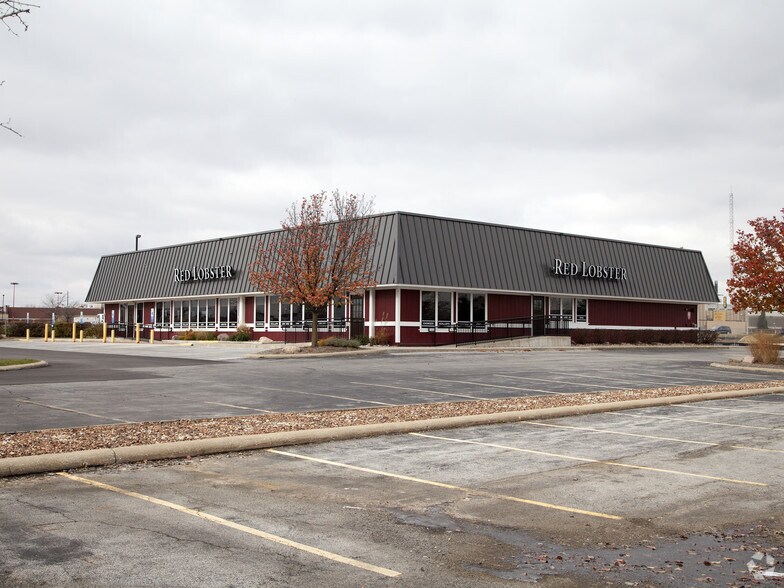 More Photos Of 1604 N State Route 50, Bourbonnais Restaurant For Sale
