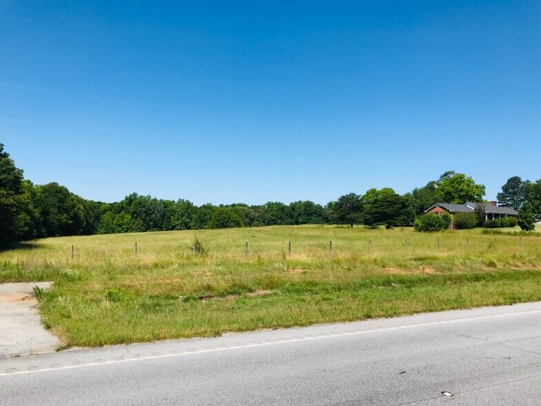 More Photos Of 4612 Highway 101, Woodruff Land For Sale