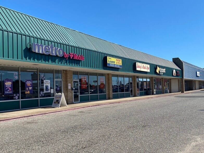 More Photos Of 6713, 6715, 672 Pines Rd. Rd, Shreveport General Retail For Sale