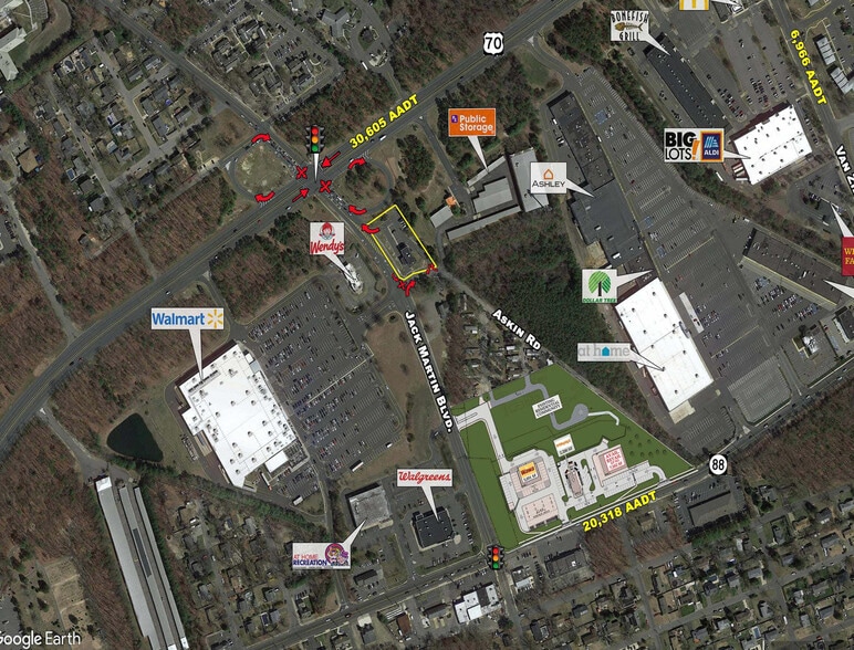 More Photos Of 120 Jack Martin Blvd, Brick General Retail For Sale