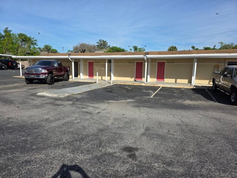 More Photos Of 2900 S Pine Ave, Ocala Hotel For Sale