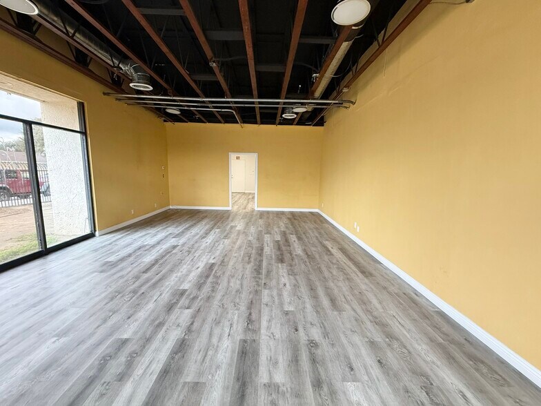 More Photos Of 6630-6632 Rosemead Blvd, Pico Rivera Freestanding For Lease