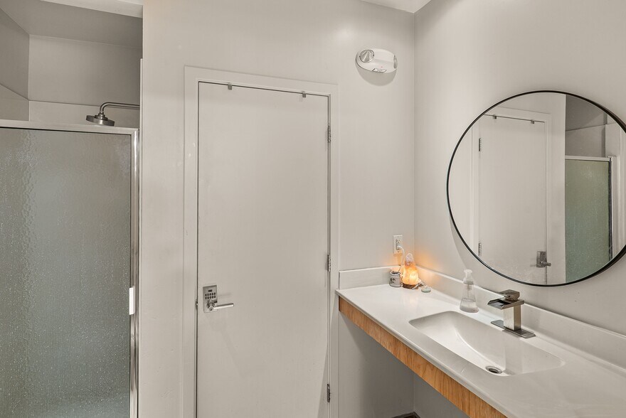 More Photos Of 45 Birch Blvd, Sedona Medical For Lease