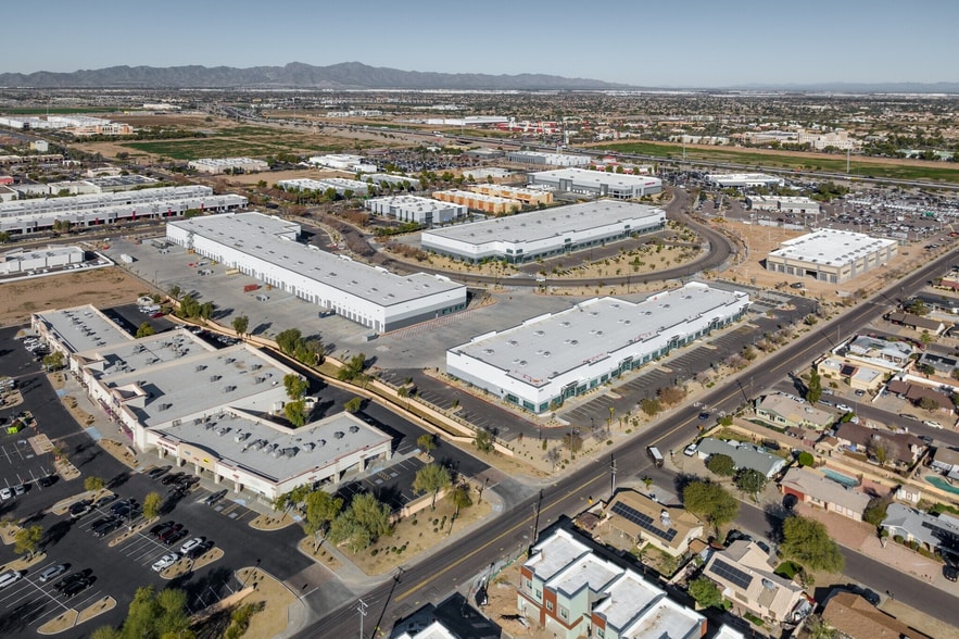 More Photos Of 13550 W Auto Dr, Goodyear Unknown For Lease