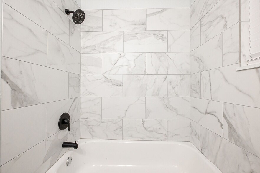 More Photos Of 130 NW 17th St, Oklahoma City Apartments For Sale
