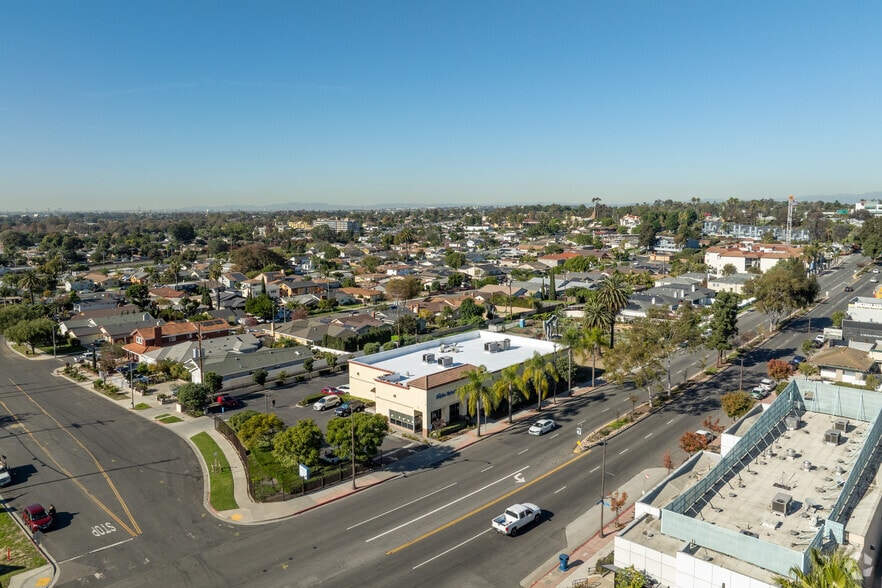 More Photos Of 3111 Long Beach Blvd, Long Beach Medical For Sale