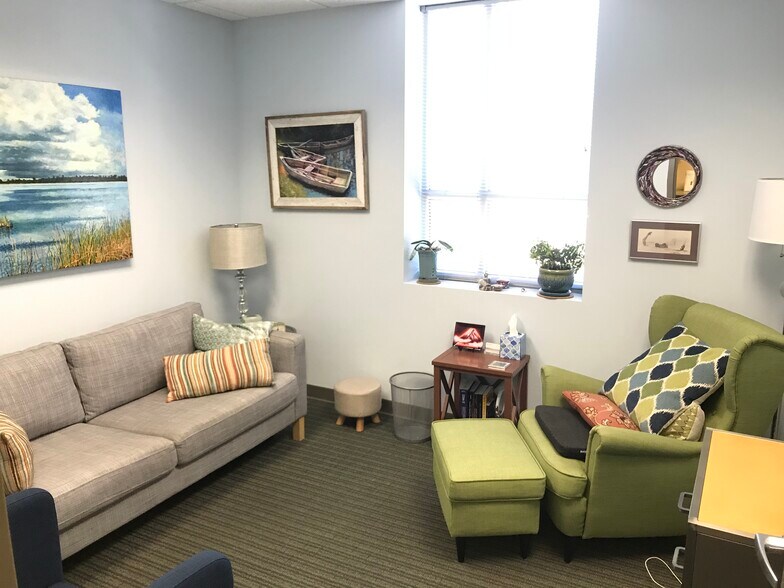 More Photos Of 804 Pershing Dr, Silver Spring Medical For Sale