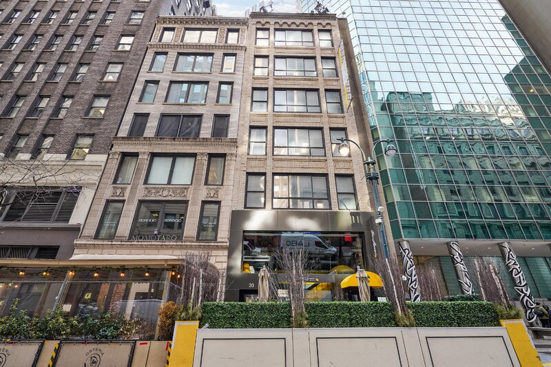 More Photos Of 20 E 49th St, New York Office For Lease