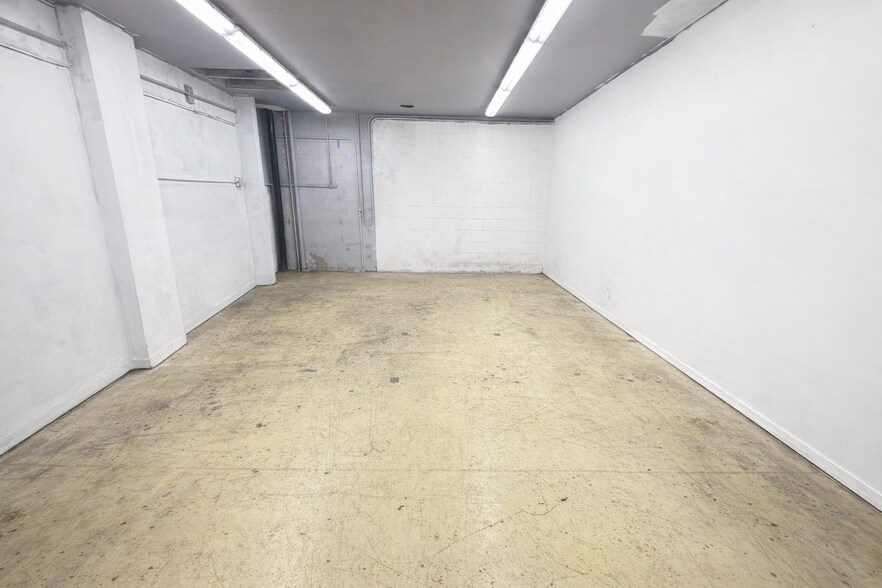 More Photos Of 401 Hookahi St, Wailuku Warehouse For Sale