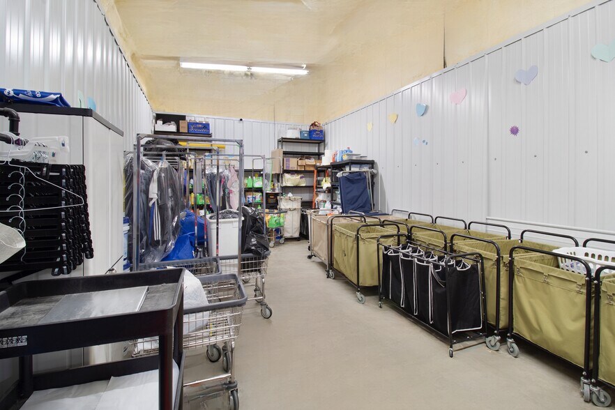 More Photos Of 118 Emory Sr, Trinity Distribution For Sale