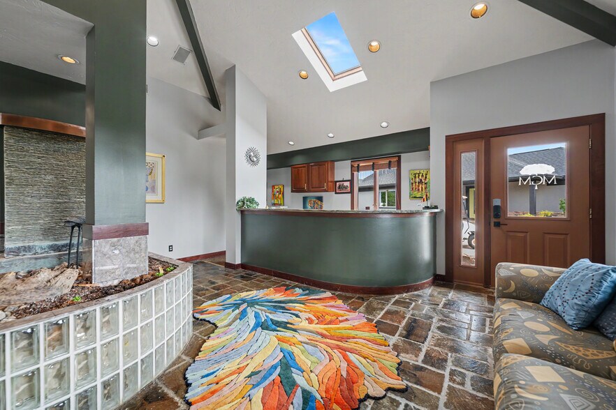 More Photos Of 7291 Stone Rd, Medina Office For Sale