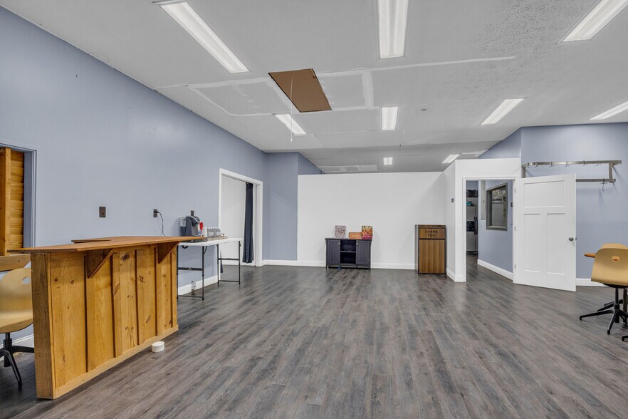 More Photos Of 252 Komplex Dr, Carnesville Warehouse For Sale