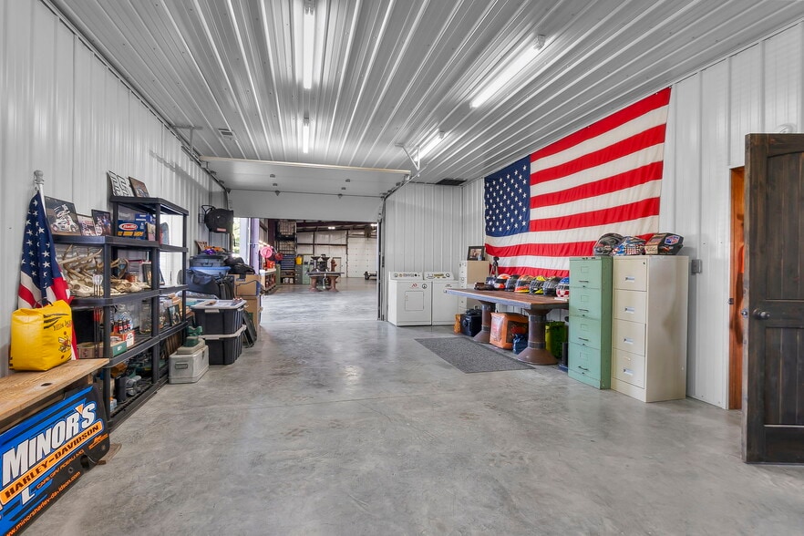 More Photos Of 2948 State Highway V, Matthews Light Manufacturing For Sale