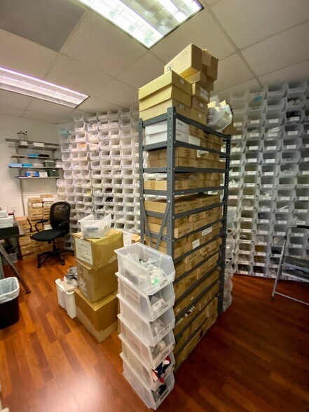 More Photos Of 20101-20161 NE 16th Pl, Miami Loft Creative Space For Sale