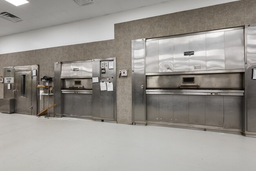 More Photos Of 875 Creel St, Melbourne Warehouse For Lease