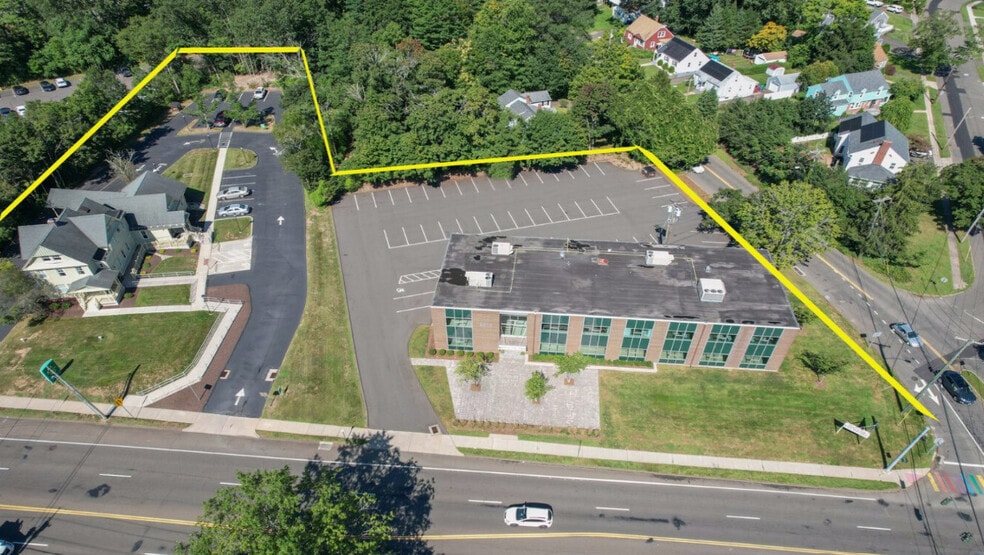 More Photos Of 2584 Dixwell Ave, Hamden Medical For Lease