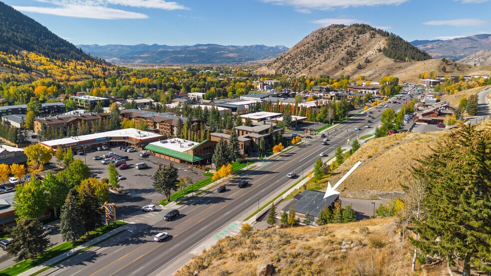 More Photos Of 855 W Broadway Ave, Jackson Apartments For Sale