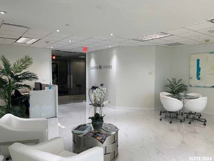 More Photos Of 1001 Brickell Bay Dr, Miami Office For Lease