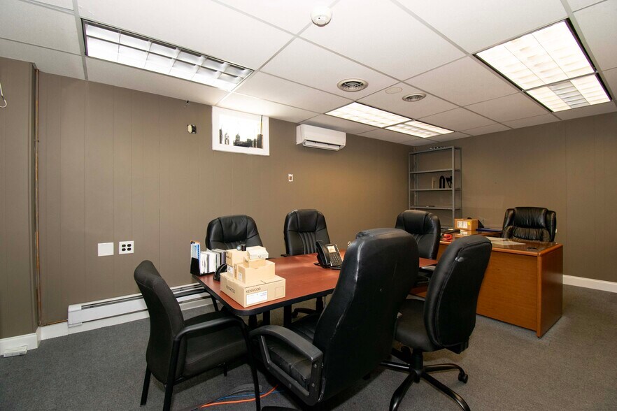 More Photos Of 940 Eddystone Ave, Eddystone Warehouse For Sale