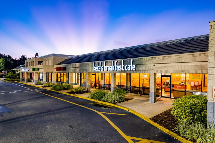 More Photos Of 2405-2461 S Hiawassee Rd, Orlando General Retail For Lease