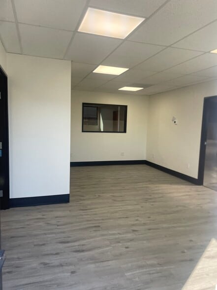 More Photos Of 13525 Alma Ave, Gardena Manufacturing For Lease